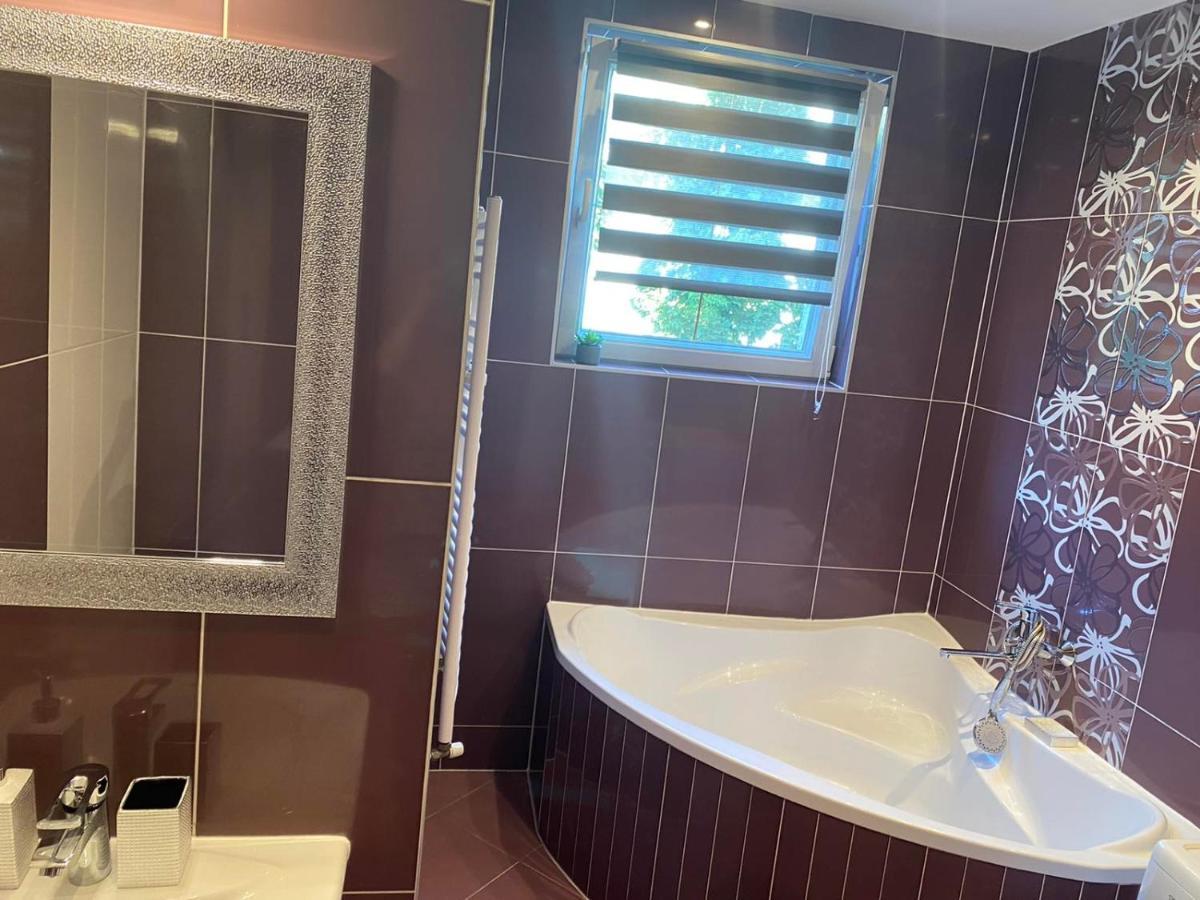 Gabrielle2 Apartman 德布勒森 外观 照片